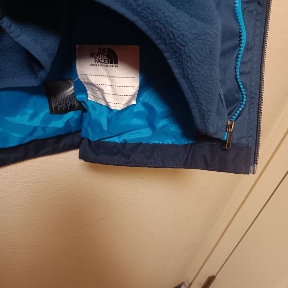 Boys The north face Jacket two and one - Picture 10 of 11
